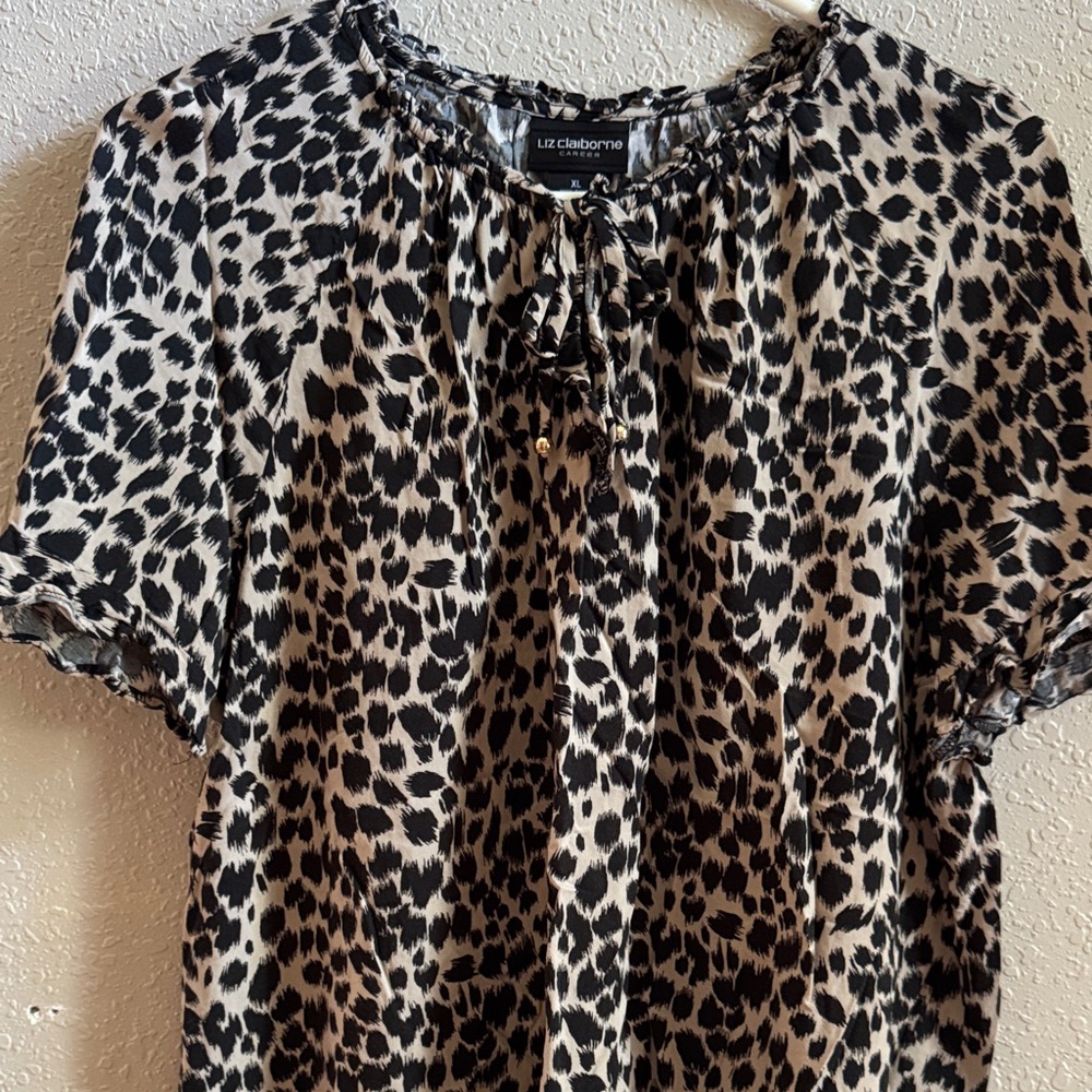 Liz Claiborne Black and White Animal Print Blouse
